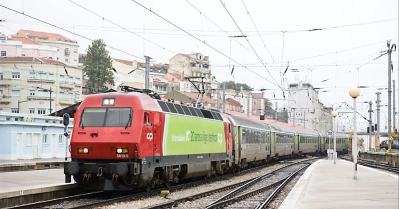 CP diz que circulação de comboios volta ao normal já esta segunda-feira