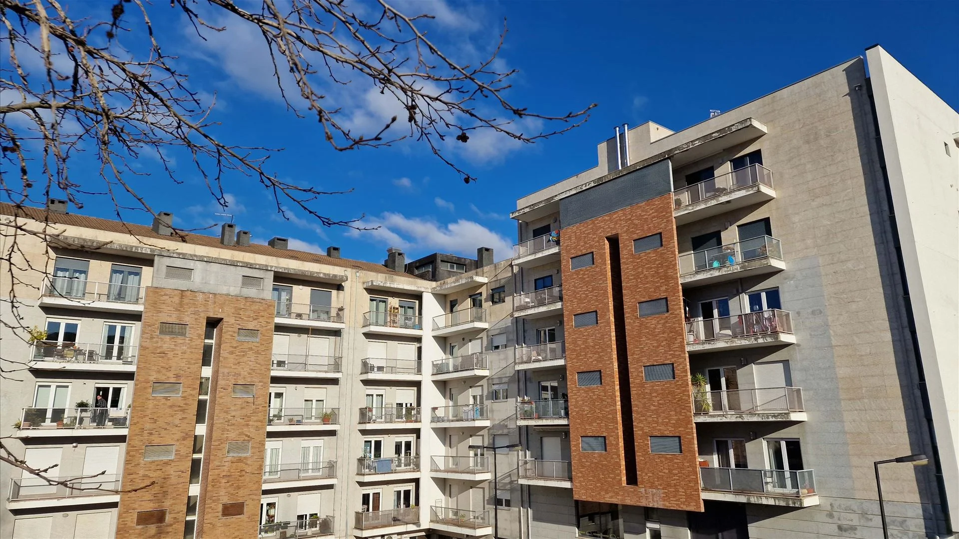 DECO e IHRU unem-se para esclarecer dúvidas sobre a habitação