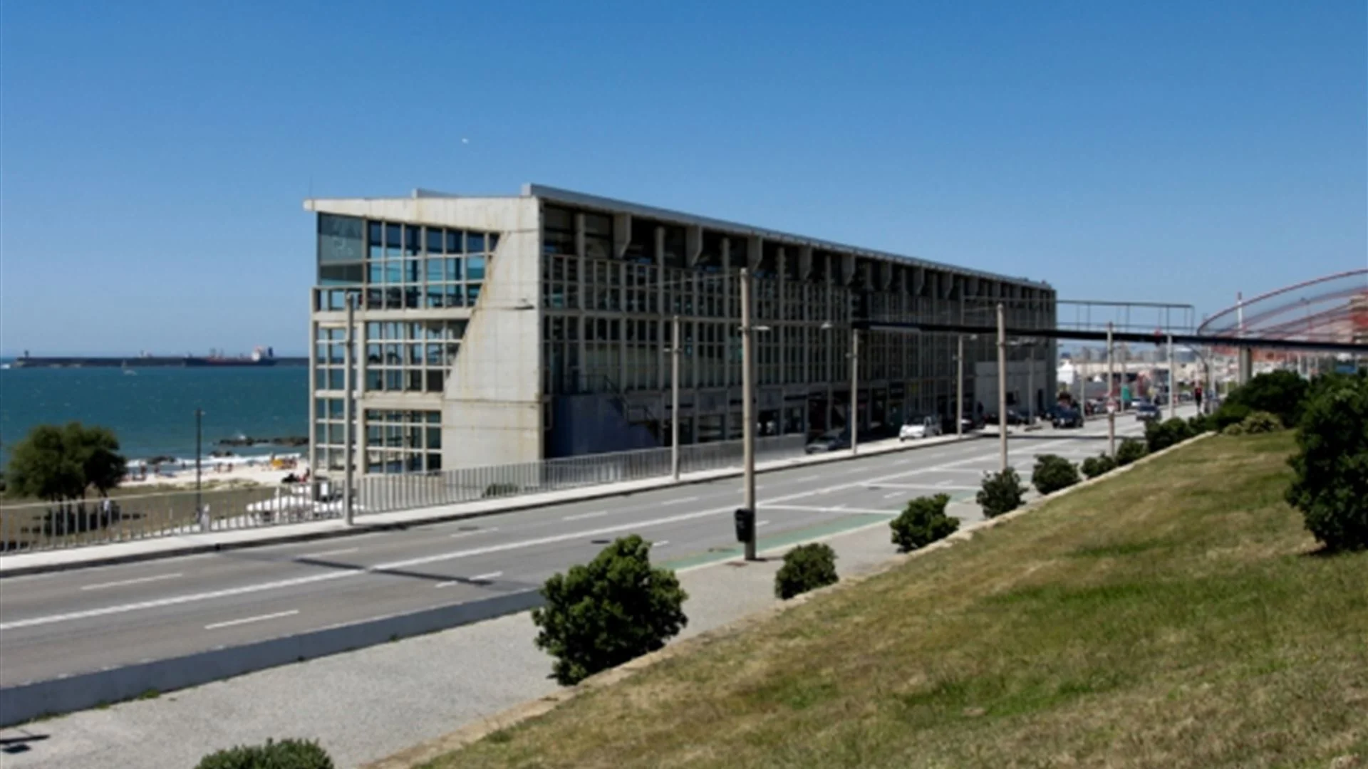 Edifício Transparente. Demolição com prazos remetidos para o final do ano