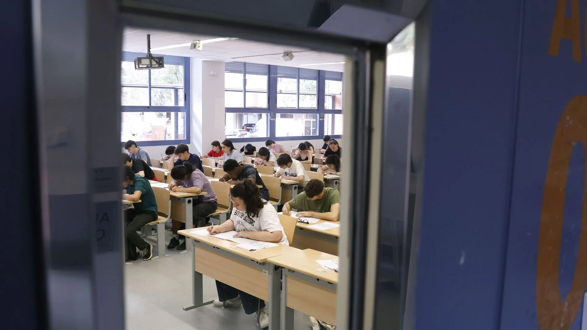 Exames nacionais: Época extraordinária aberta a todos os alunos em condições de ir à 2.ª fase