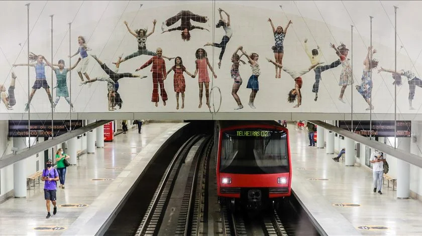 Linha Vermelha do Metro de Lisboa interrompida entre Aeroporto e Chelas