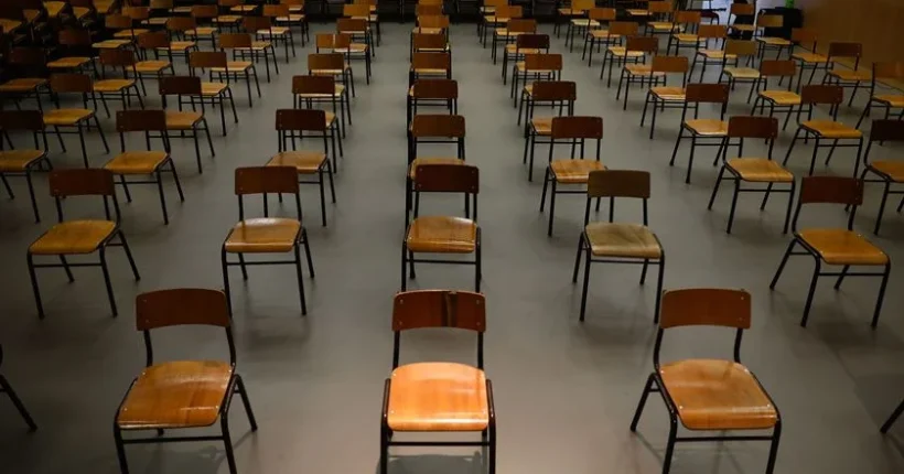 Ministério da Educação nega que demissão de "vice" da AGSE esteja relacionada com exames nacionais