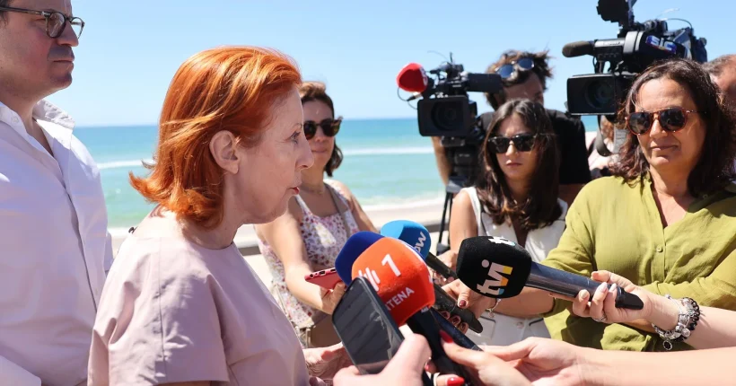 Ministra do Ambiente e Energia espera que preços dos combustíveis continuem a descer