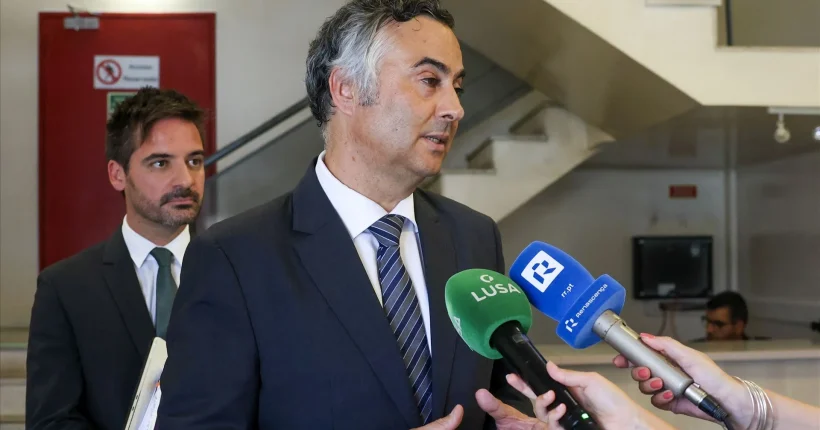 "Não correu tudo bem". Ministro da Educação anuncia nova paragem para manutenção da plataforma de exames