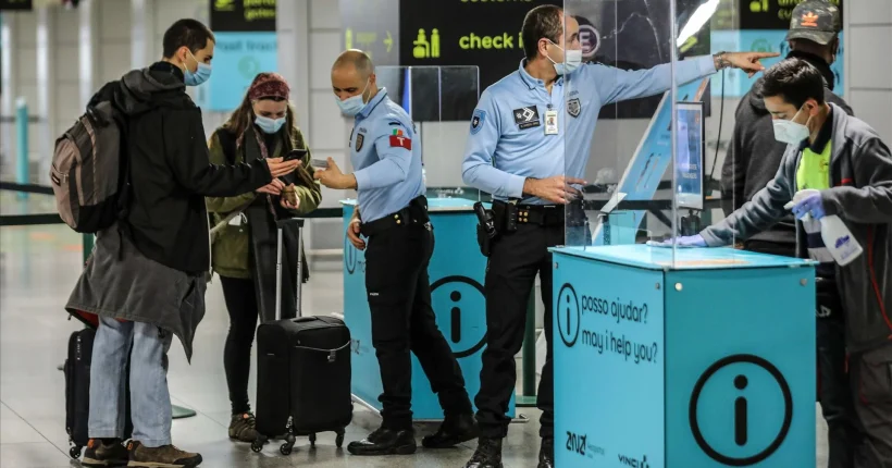 PJ detém homem na posse de drogas sintéticas no aeroporto de Lisboa