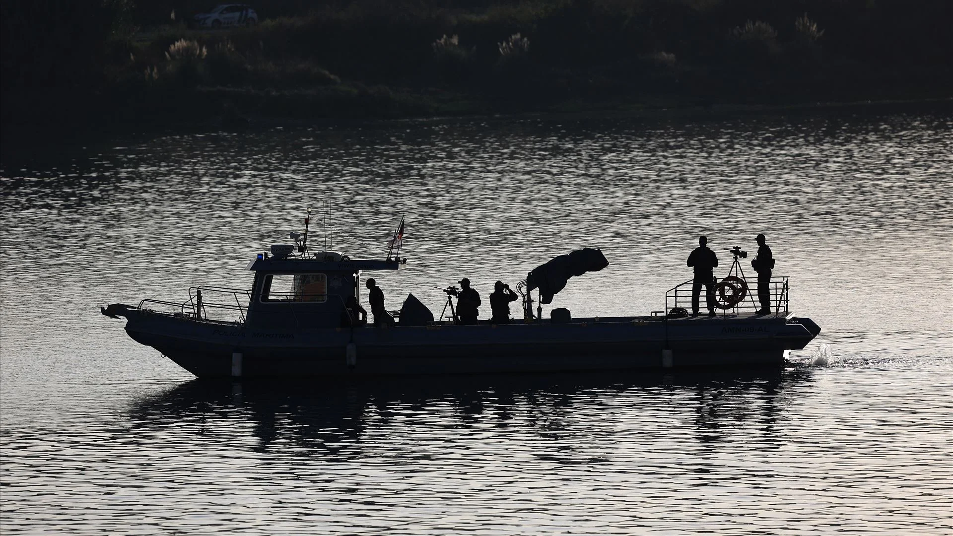 Porto: Jovem morre após mergulho no rio do Douro