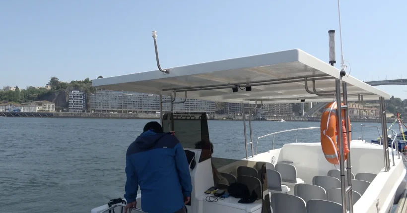 Transporte fluvial entre Porto e Gaia retomado este verão (e com viagens grátis)