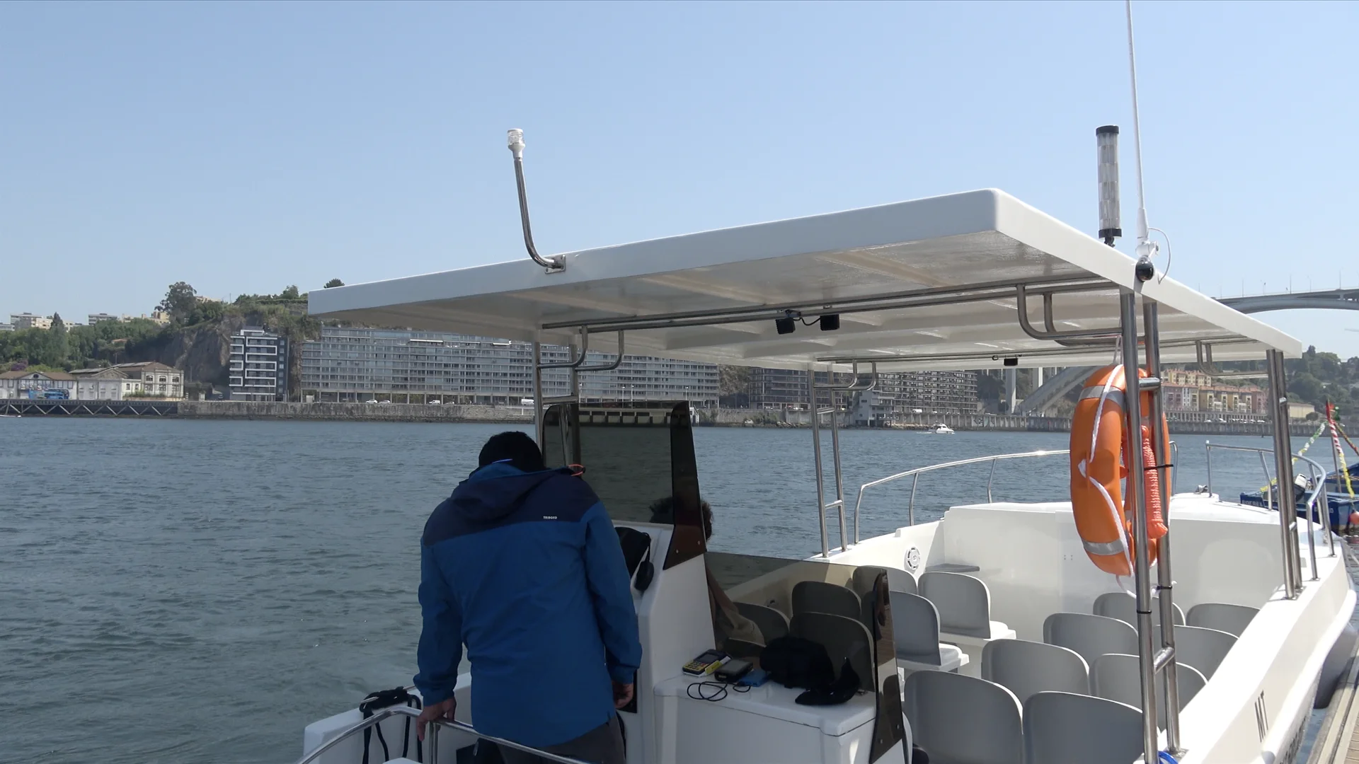 Transporte fluvial entre Porto e Gaia retomado este verão (e com viagens grátis)