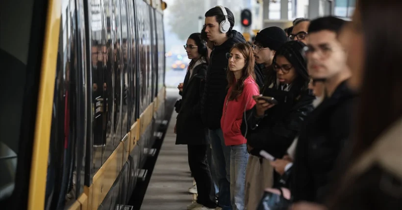 Transportes públicos gratuitos para residentes do Porto já a partir de hoje