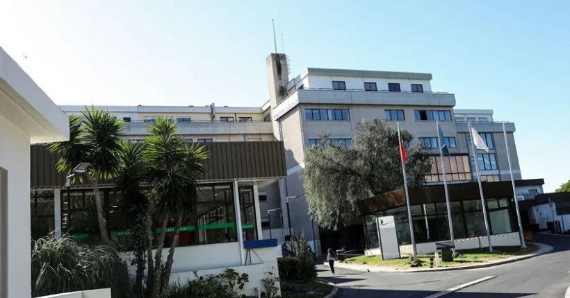 Urgência obstétrica do São Francisco Xavier só recebe em agosto utentes encaminhadas pelo INEM