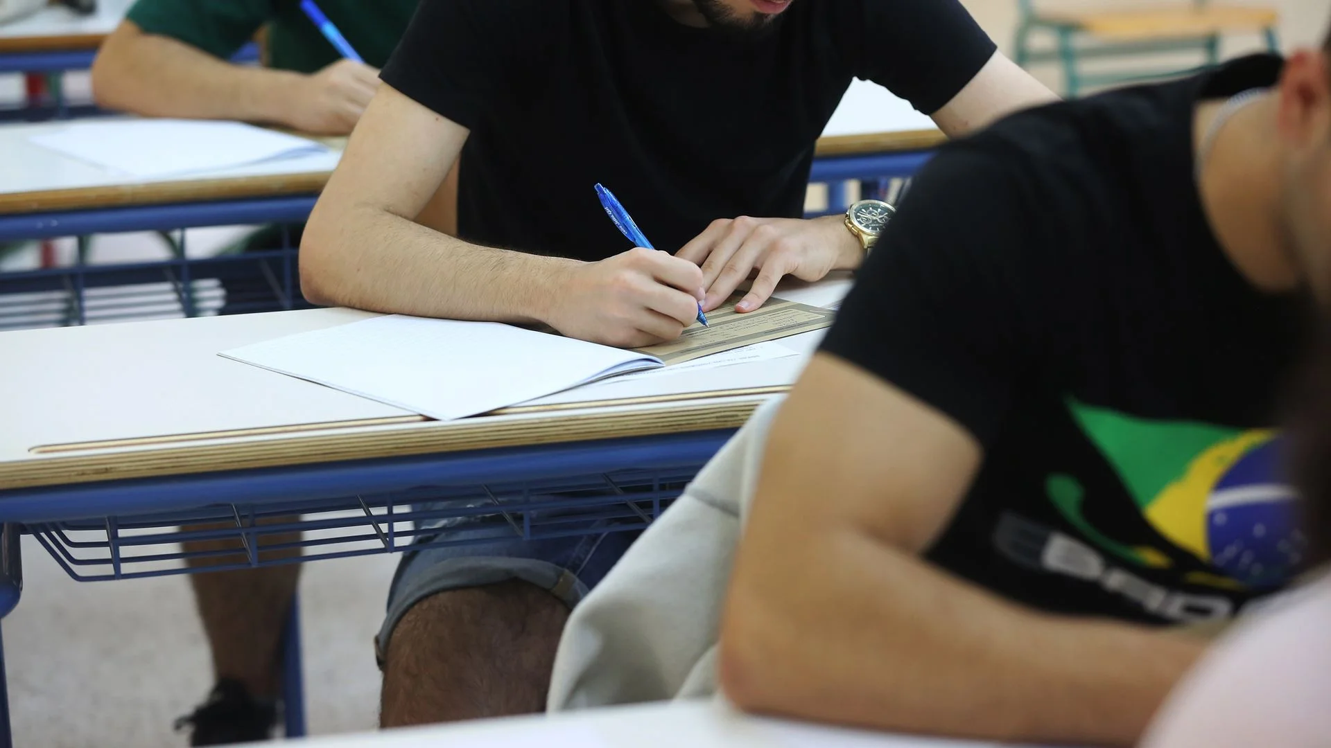 Veja a correção dos exames de segunda fase de Física e Química A e Geografia A