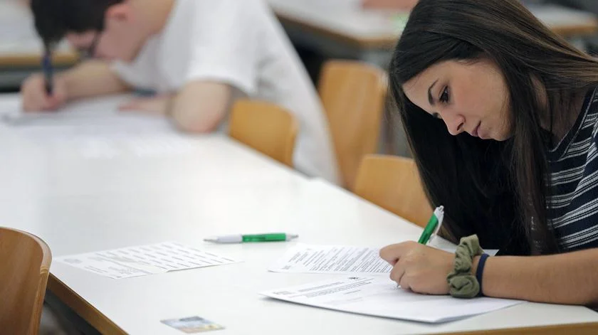 Veja aqui a correção completa dos exames de Português e Economia A (2º fase)
