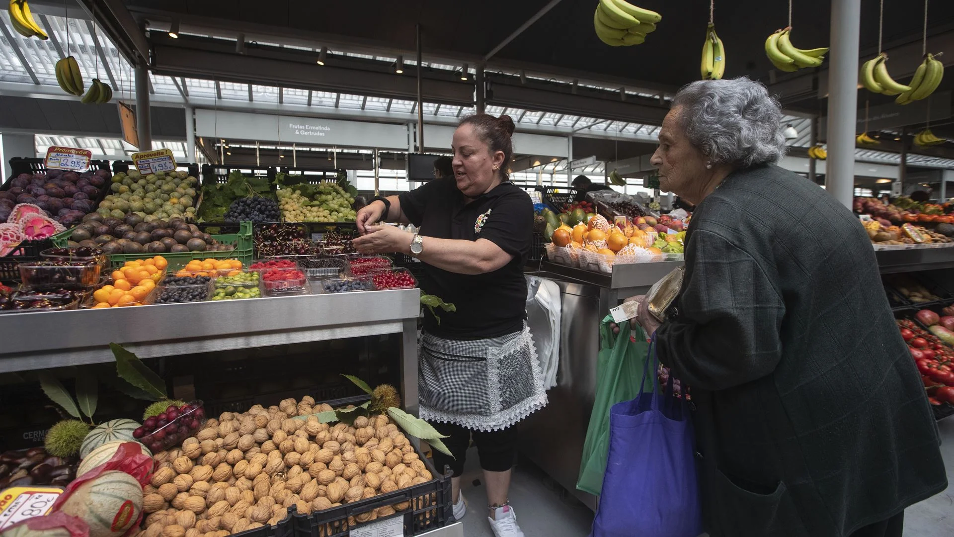 Admitida providência cautelar para travar hasta pública no Mercado do Bolhão