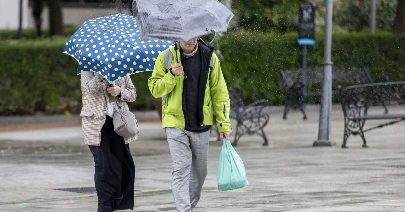 Chuva forte, granizo e trovoada colocam quatro distritos sob aviso laranja