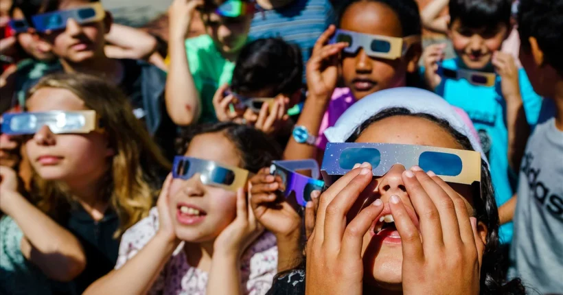 Eclipse. Óculos gratuitos já estão novamente esgotados