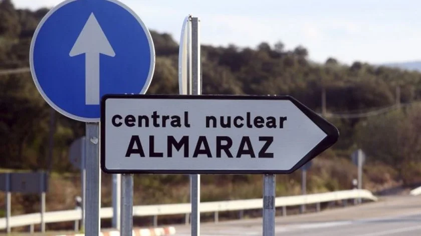 Extensão de Almaraz pode conter preços em Portugal e divergem sobre opção nuclear