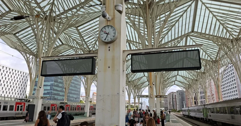 Gare do Oriente recupera sistema de informação a passageiros após falha elétrica