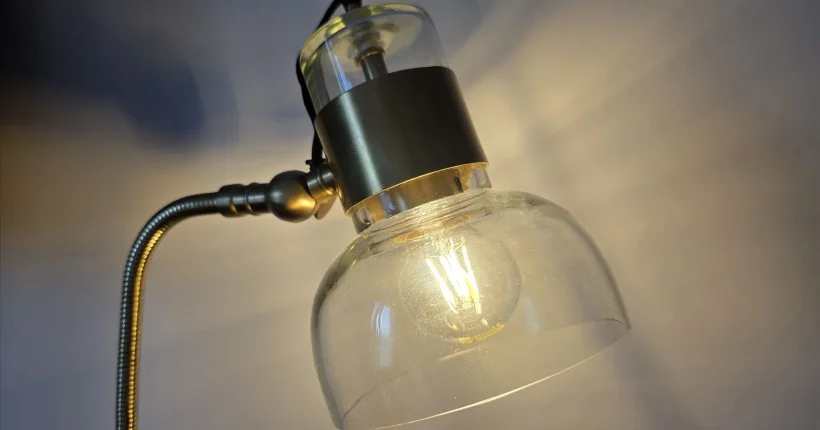 Mais de 100 cortes de eletricidade este domingo. Onde vai faltar a luz?