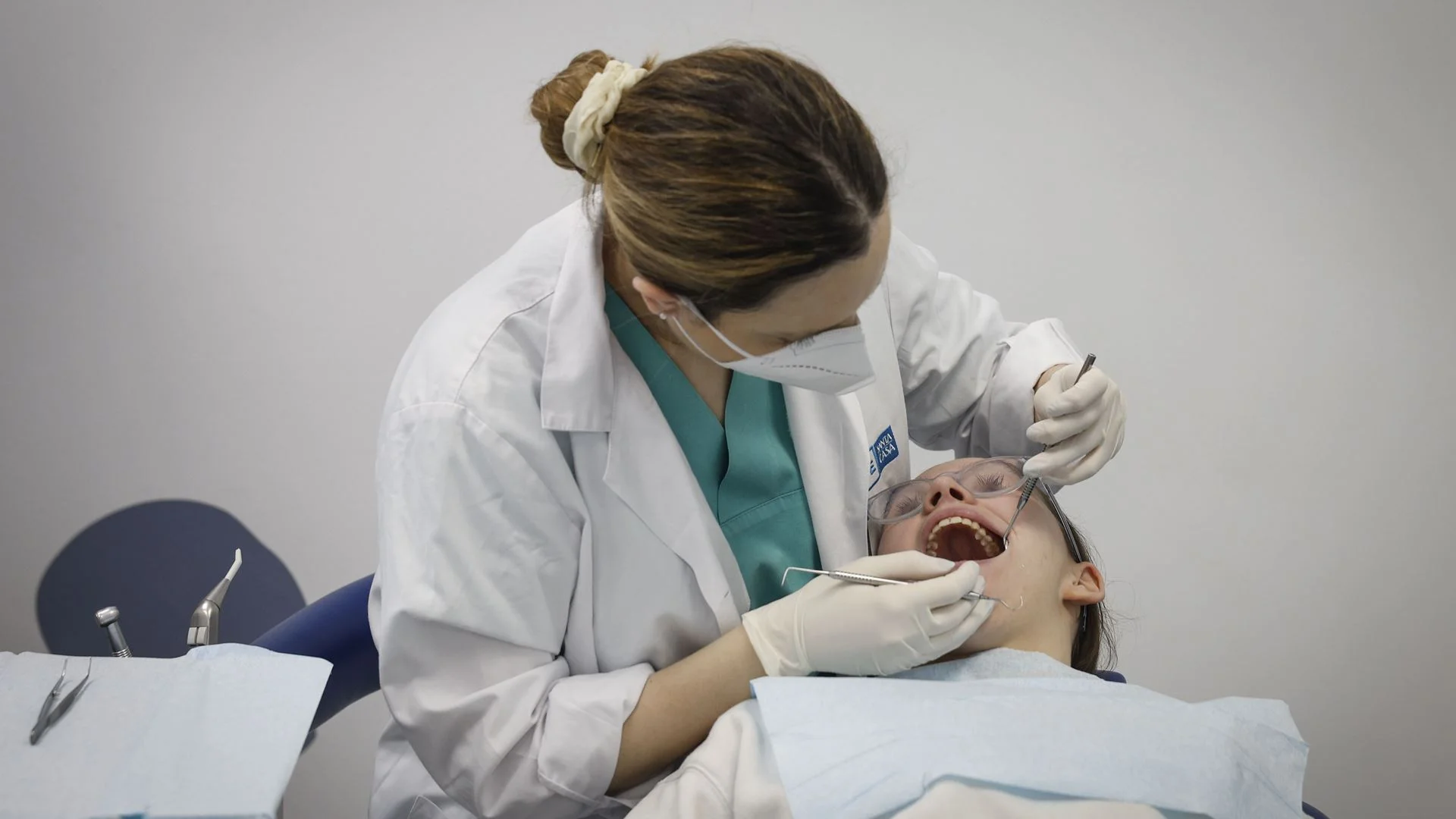 Publicada carreira especial de médico dentista no SNS