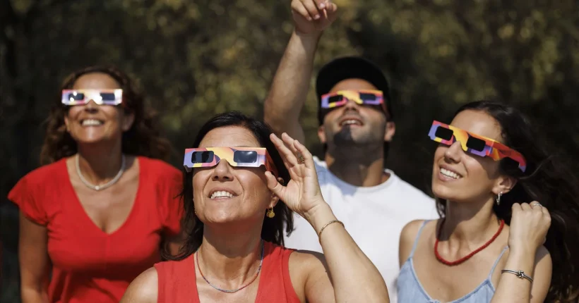 Reveja o eclipse total do Sol