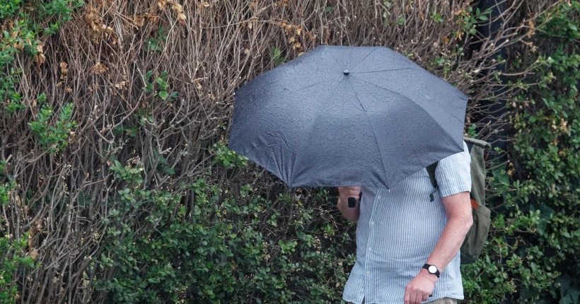 Sete distritos do continente sob aviso amarelo na quarta-feira devido à chuva