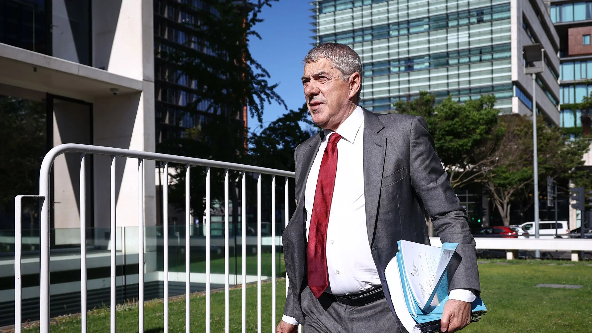 Sócrates alega conflito de interesses com advogado oficioso