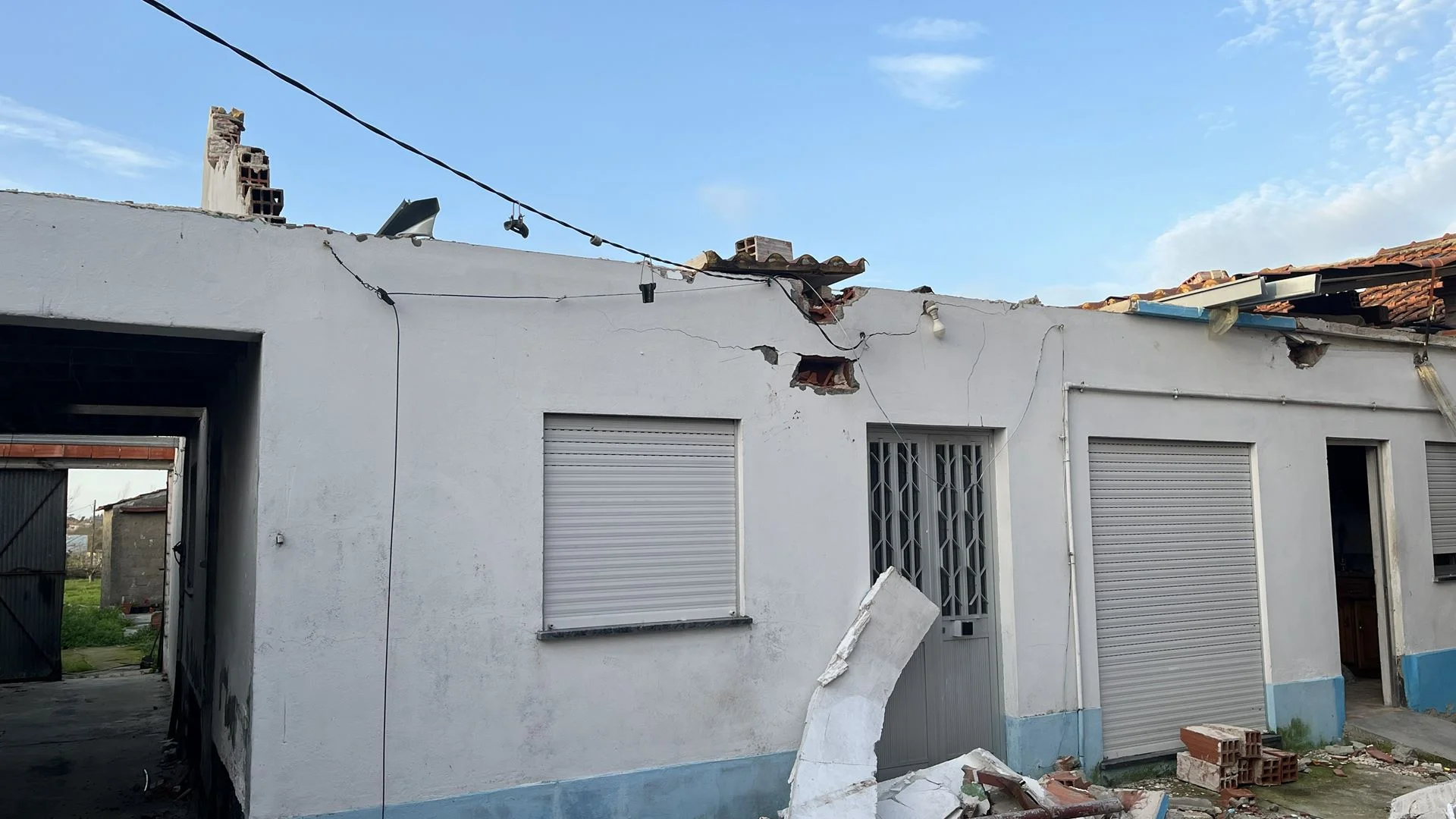 Vinte e cinco pessoas continuam fora de casa em seis concelhos de Leiria e Lisboa
